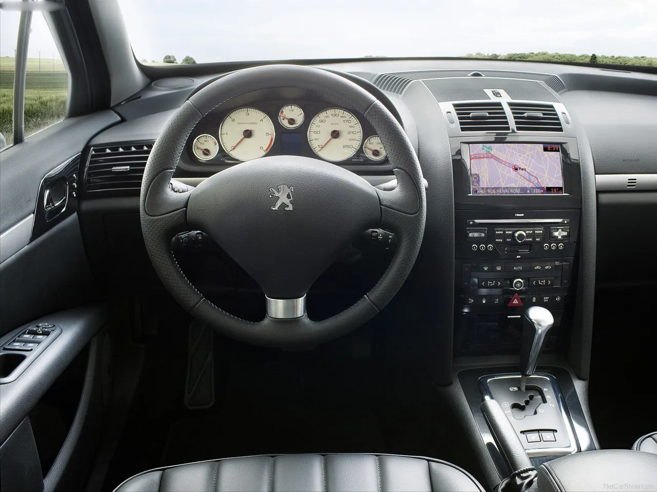 Peugeot 407 (2009) – interiér
