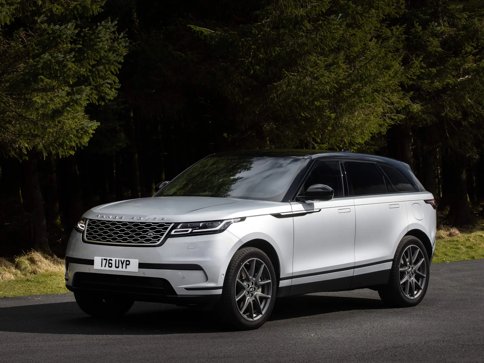 Land Rover Range Rover Velar (2021)