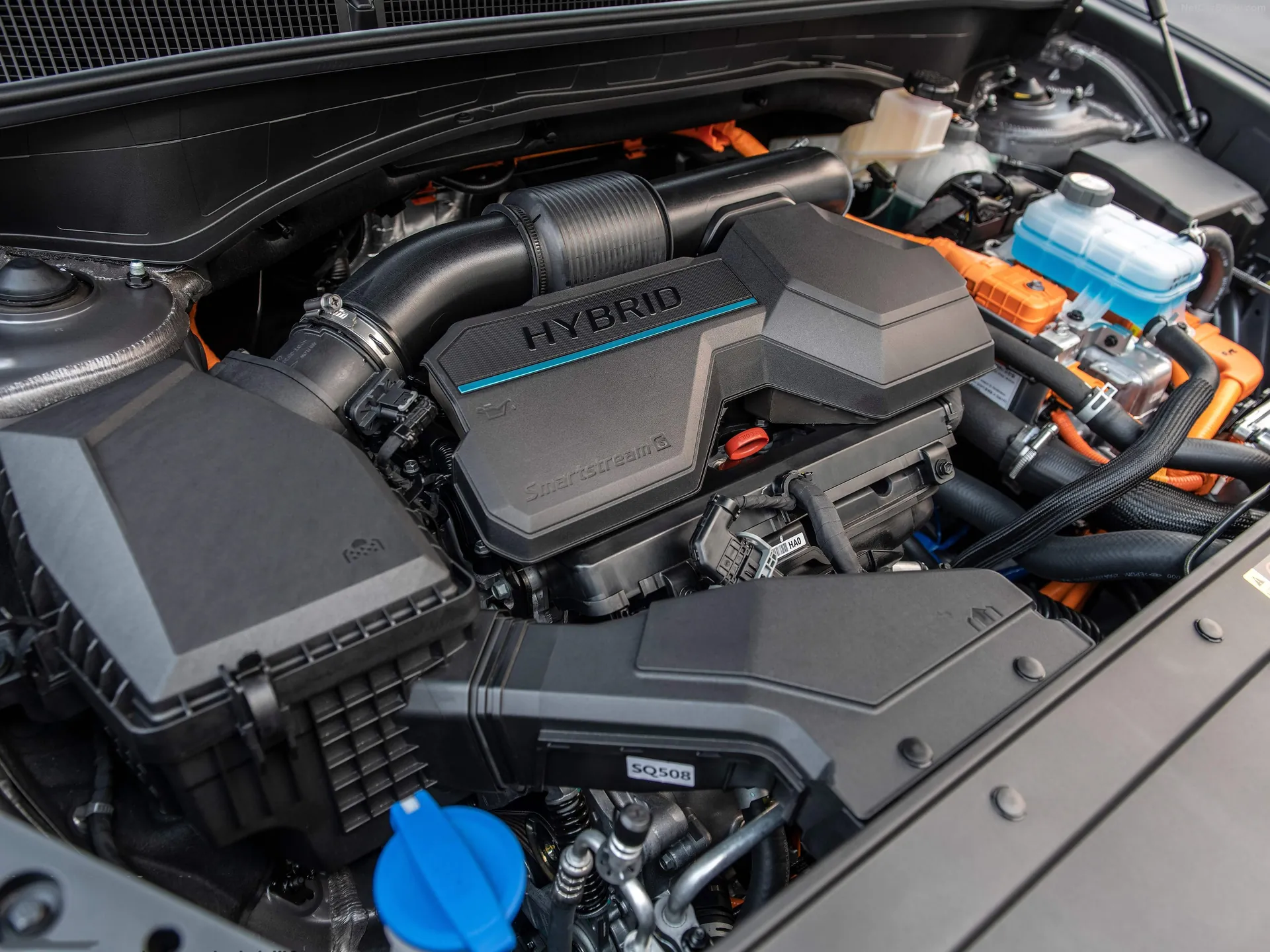 Hyundai Santa Fe [US] (2021) – motorový prostor