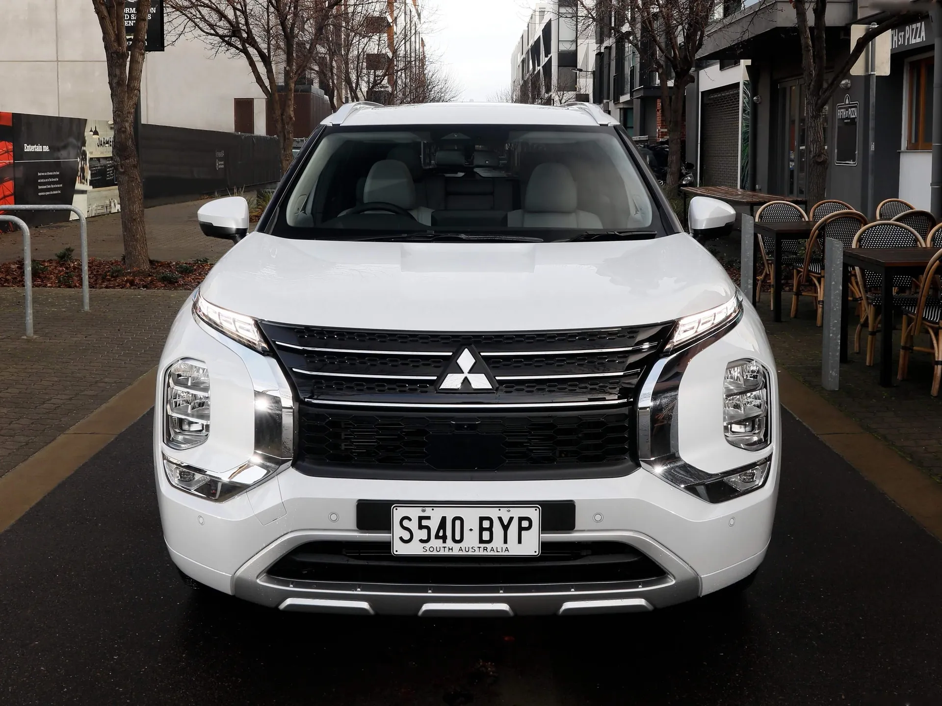 Mitsubishi Outlander [AU] (2022) – zepředu