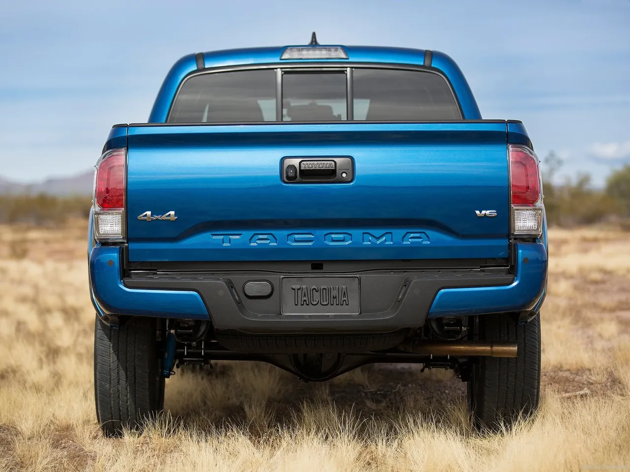Toyota Tacoma (2016) – zezadu