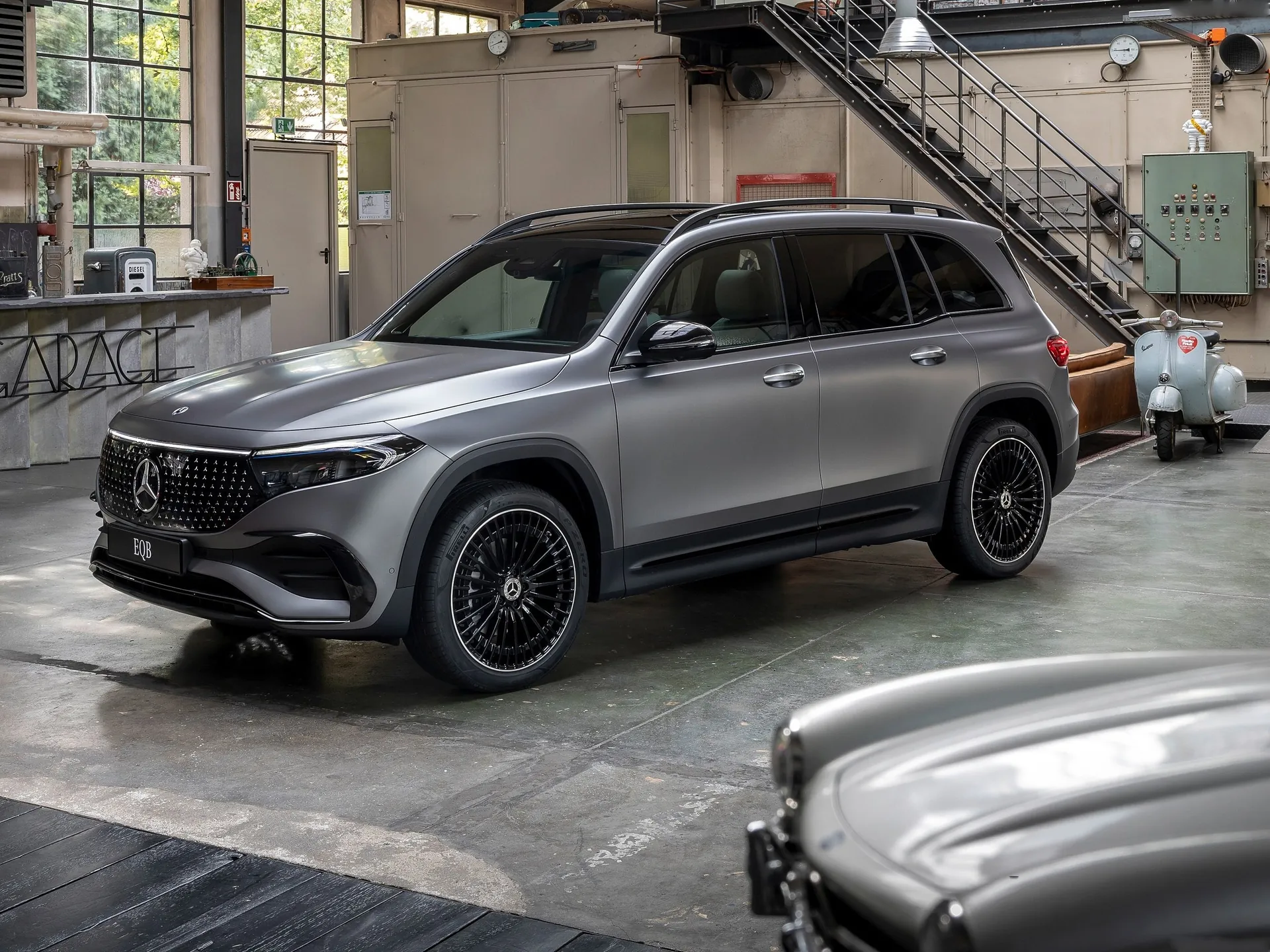 Mercedes-Benz EQB (2024)