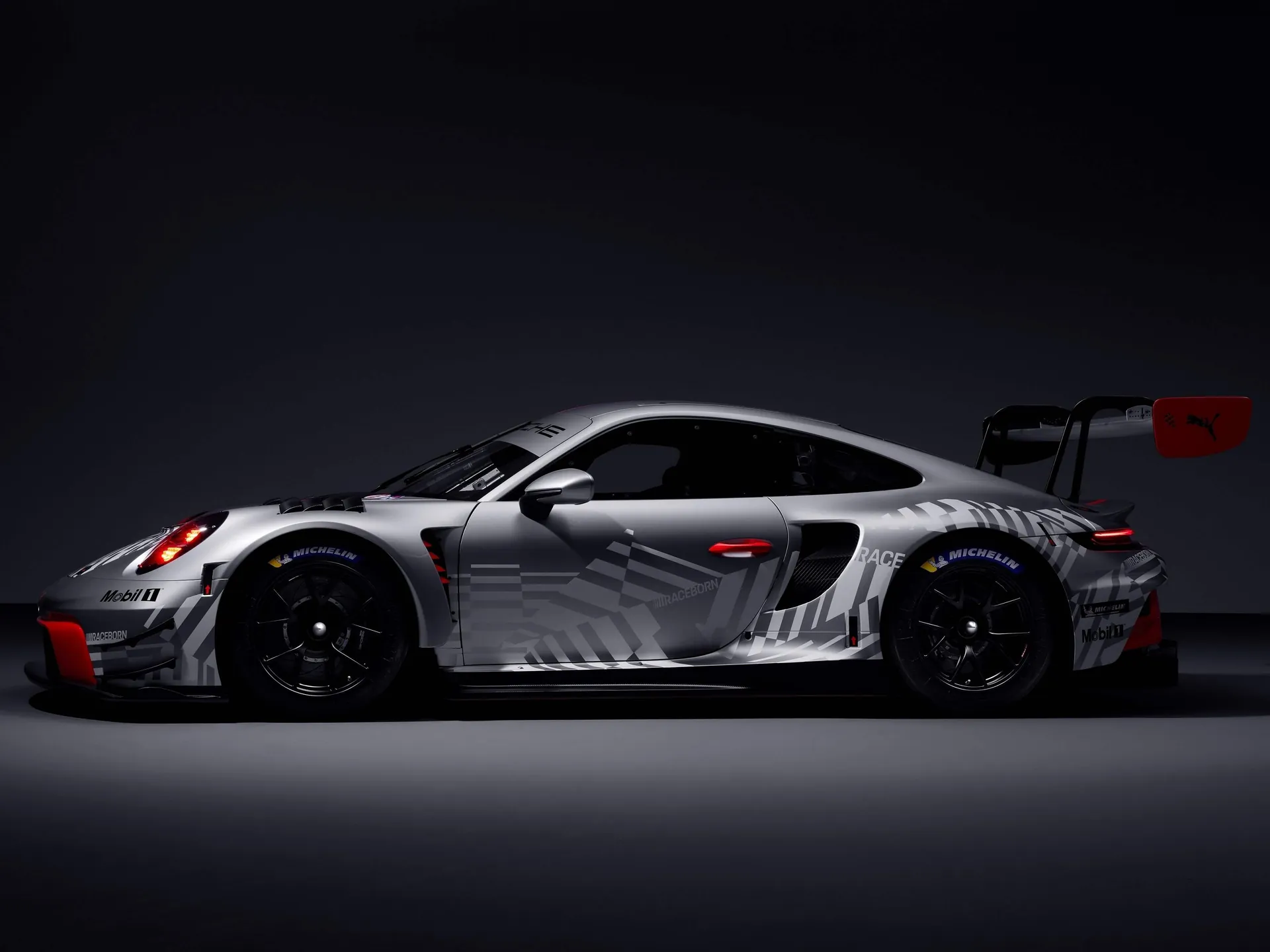 Porsche 911 GT3 R (2026) – boční profil