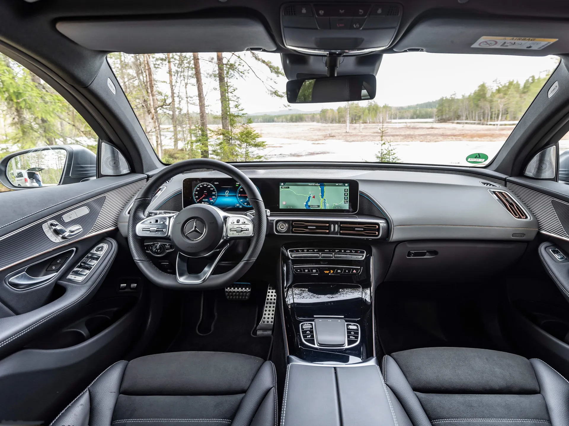 Mercedes-Benz EQC (2020) – interiér