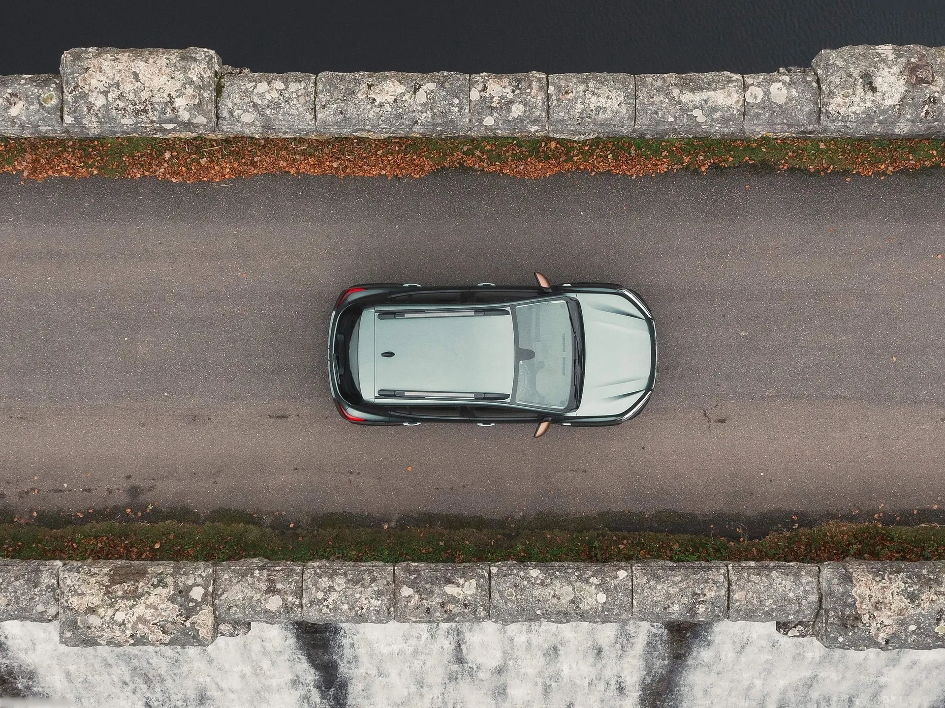 Dacia Sandero Stepway [UK] (2023) – pohled shora