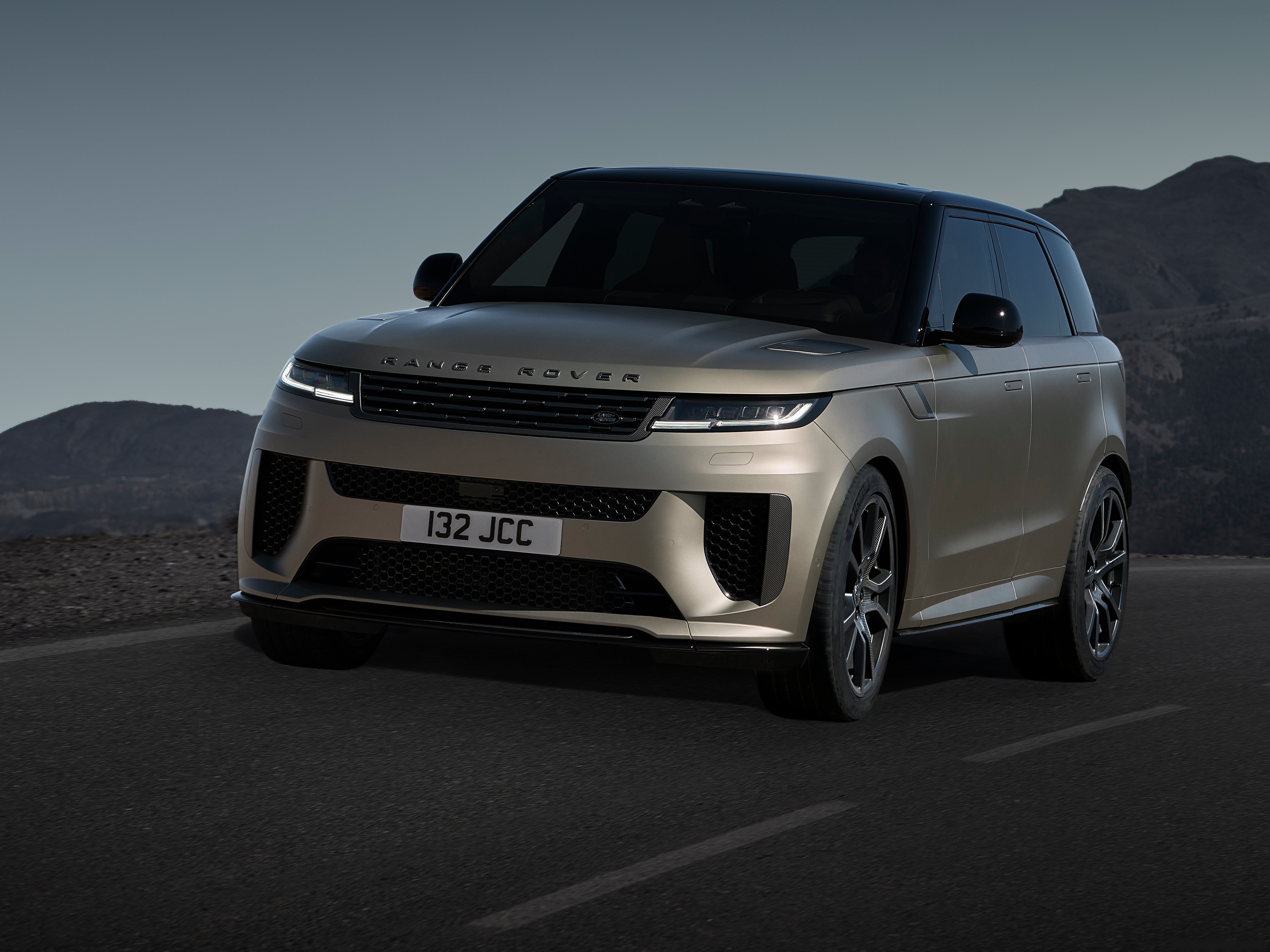 Land Rover Range Rover Sport SV (2024)
