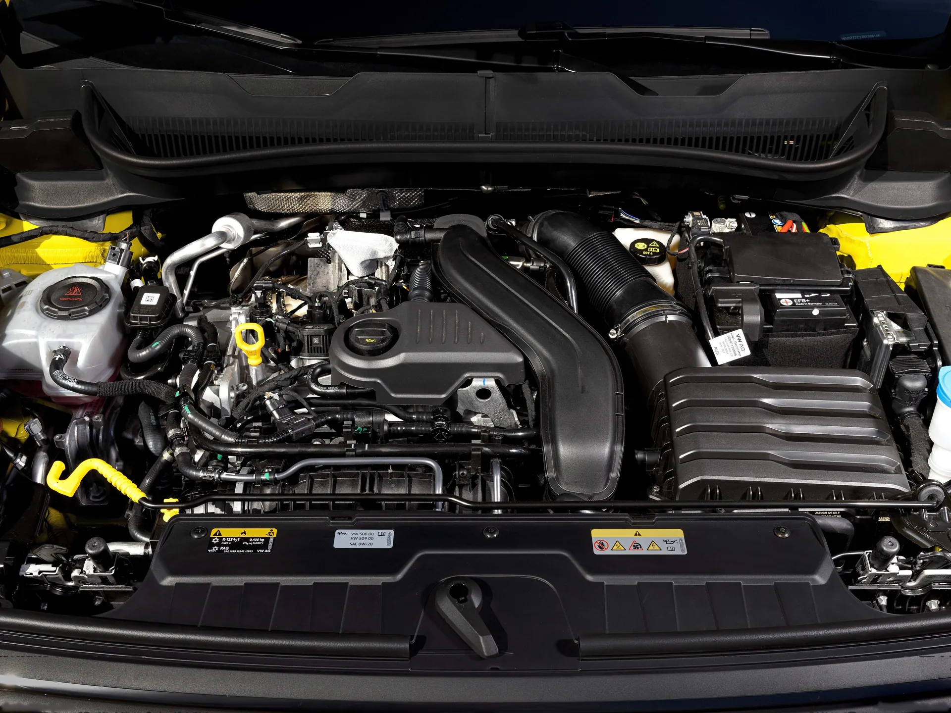 Volkswagen T-Cross (2024) – motorový prostor