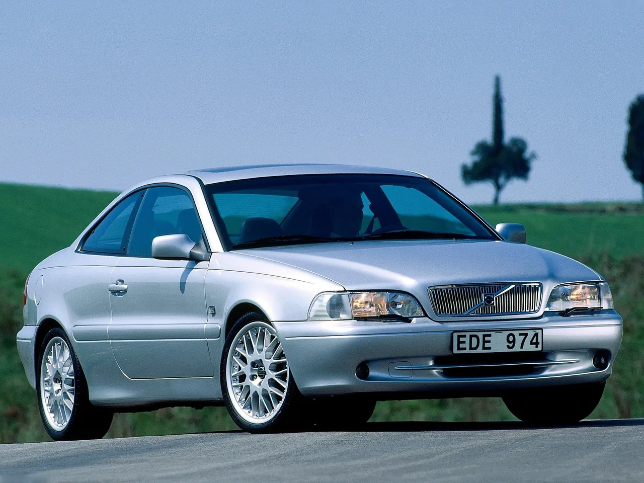 Volvo C70 Coupe (2001)