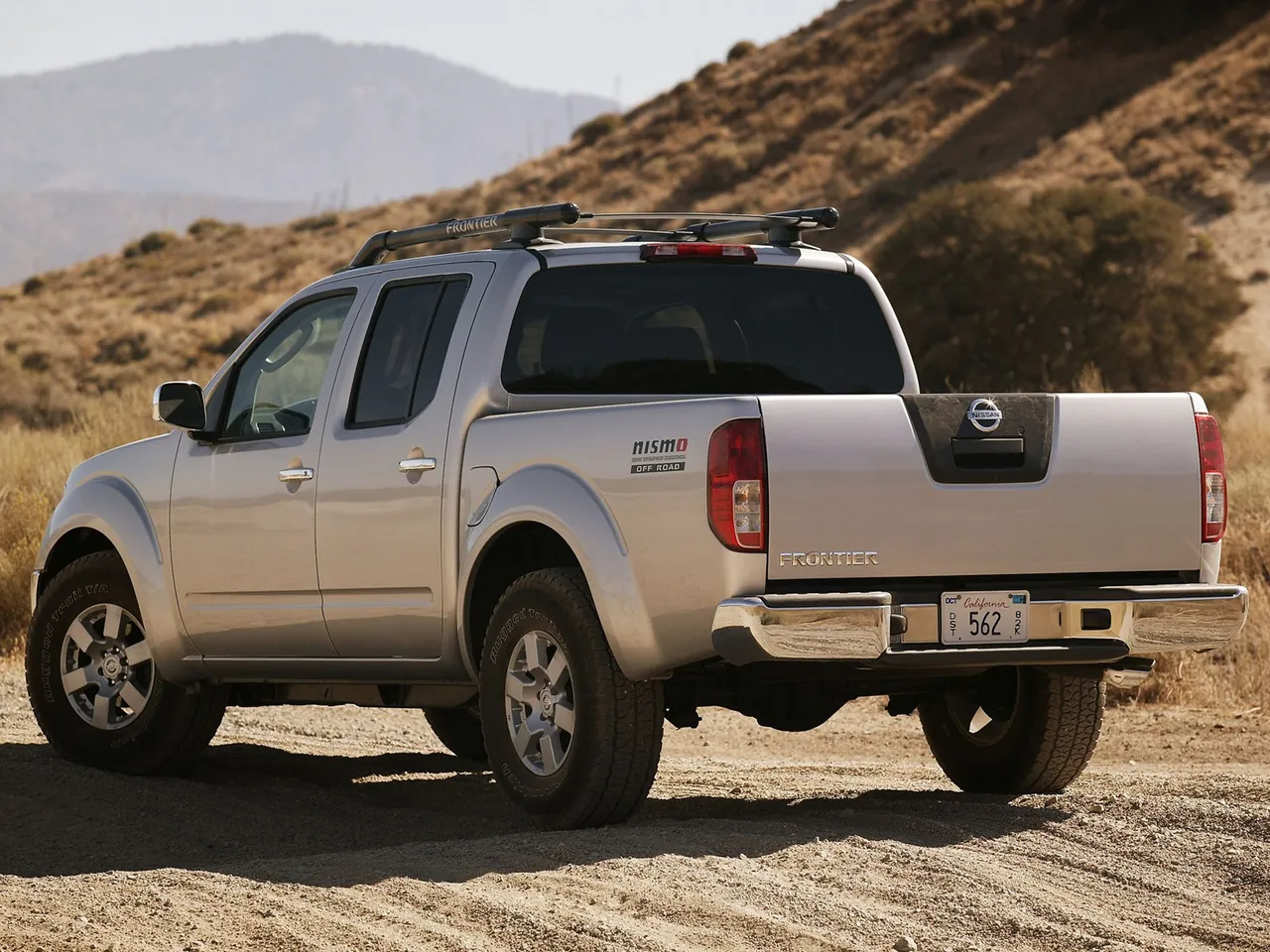 Nismo Nissan Frontier Crew Cab (2005) – zadní tříčtvrteční pohled