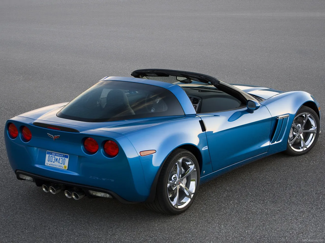 Chevrolet Corvette Grand Sport (2010) – zadní tříčtvrteční pohled