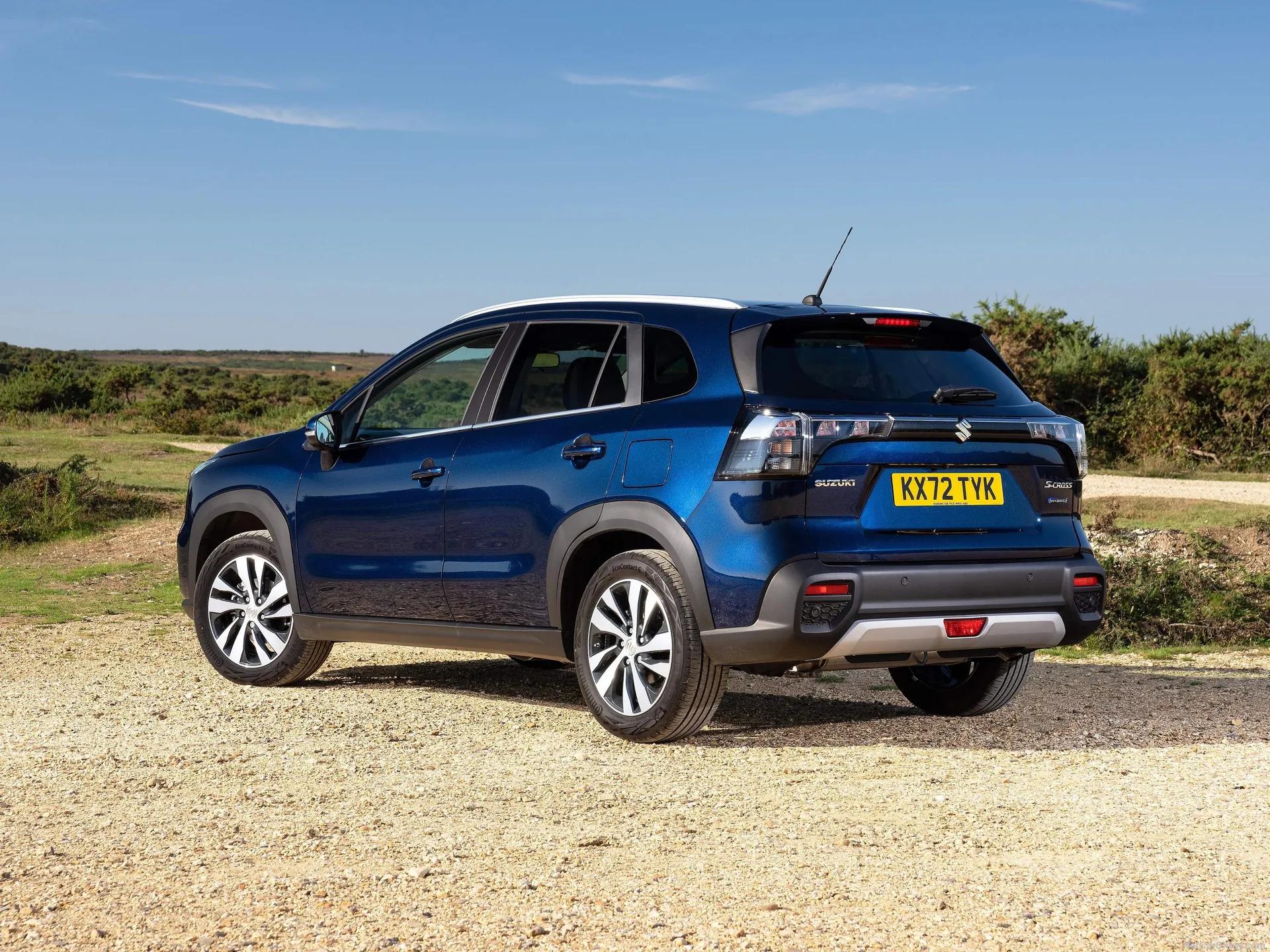 Suzuki S-Cross Full Hybrid [UK] (2022) - Rear Three-Quarter