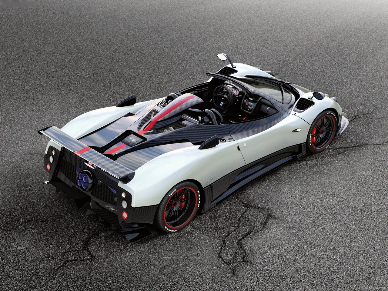 Pagani Zonda Cinque Roadster (2010) – zadní tříčtvrteční pohled