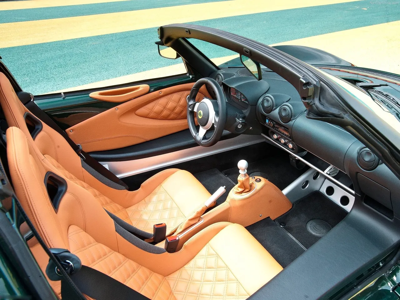 Lotus Exige S Roadster (2013) – interiér