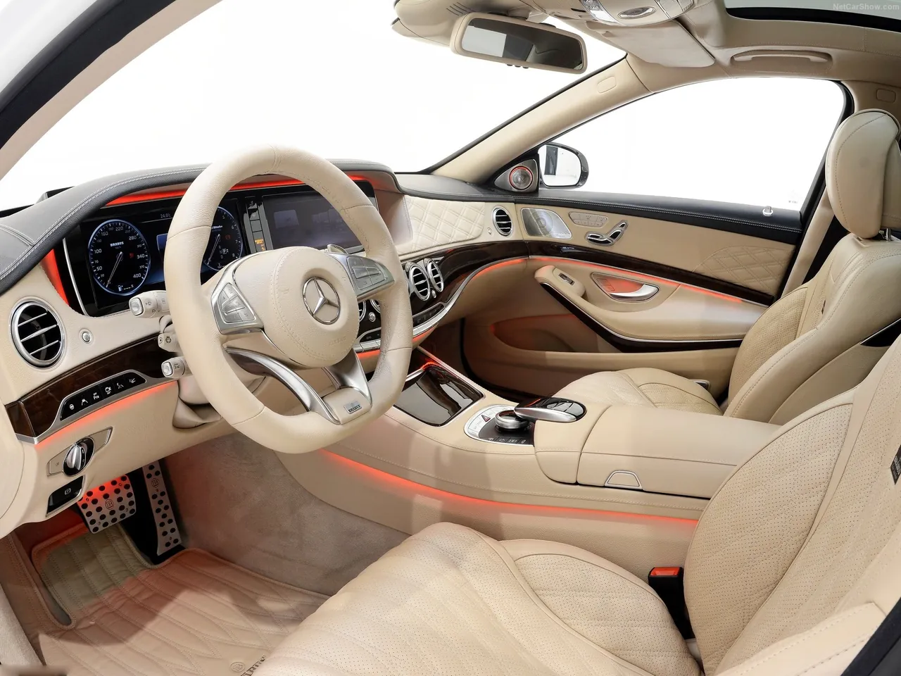 Brabus Rocket 900 (2015) – interiér