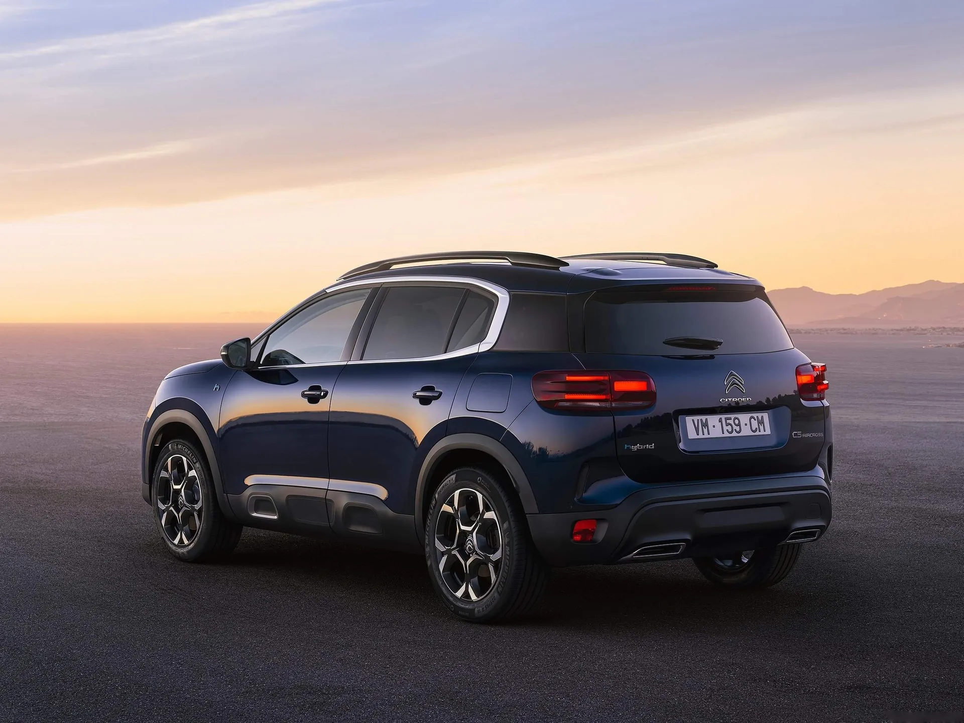 Citroen C5 Aircross (2022) – zadní tříčtvrteční pohled