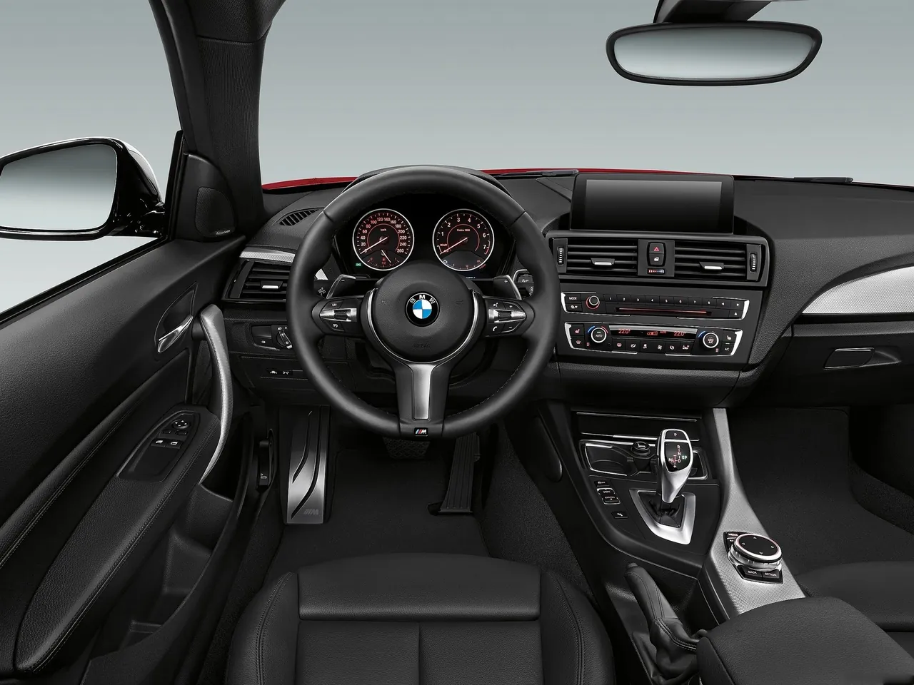 BMW 2-Series Coupe (2014) – interiér