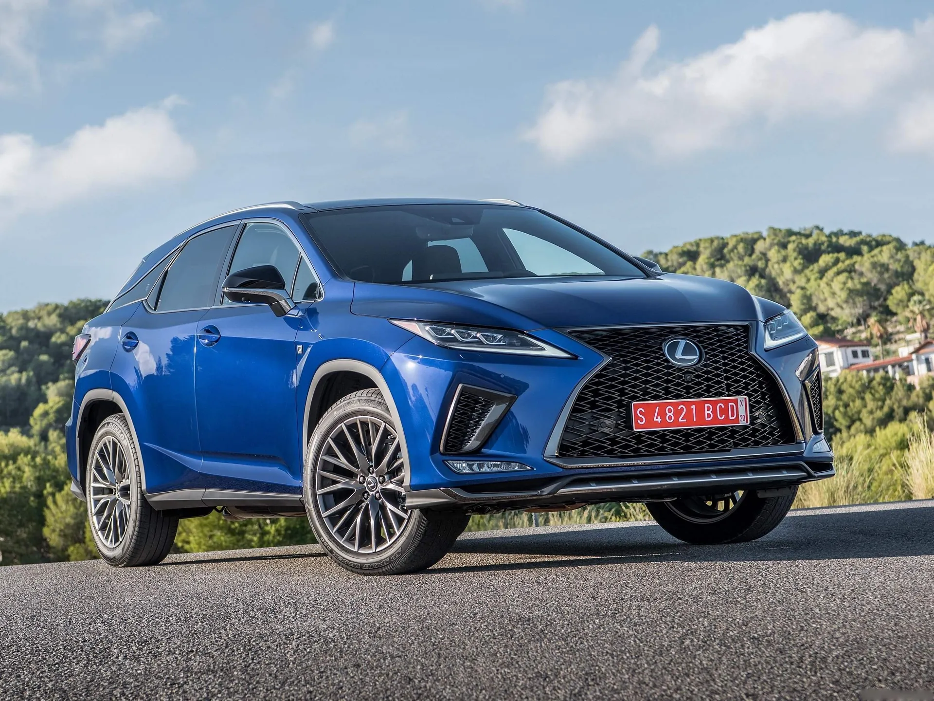 Lexus RX (2020)