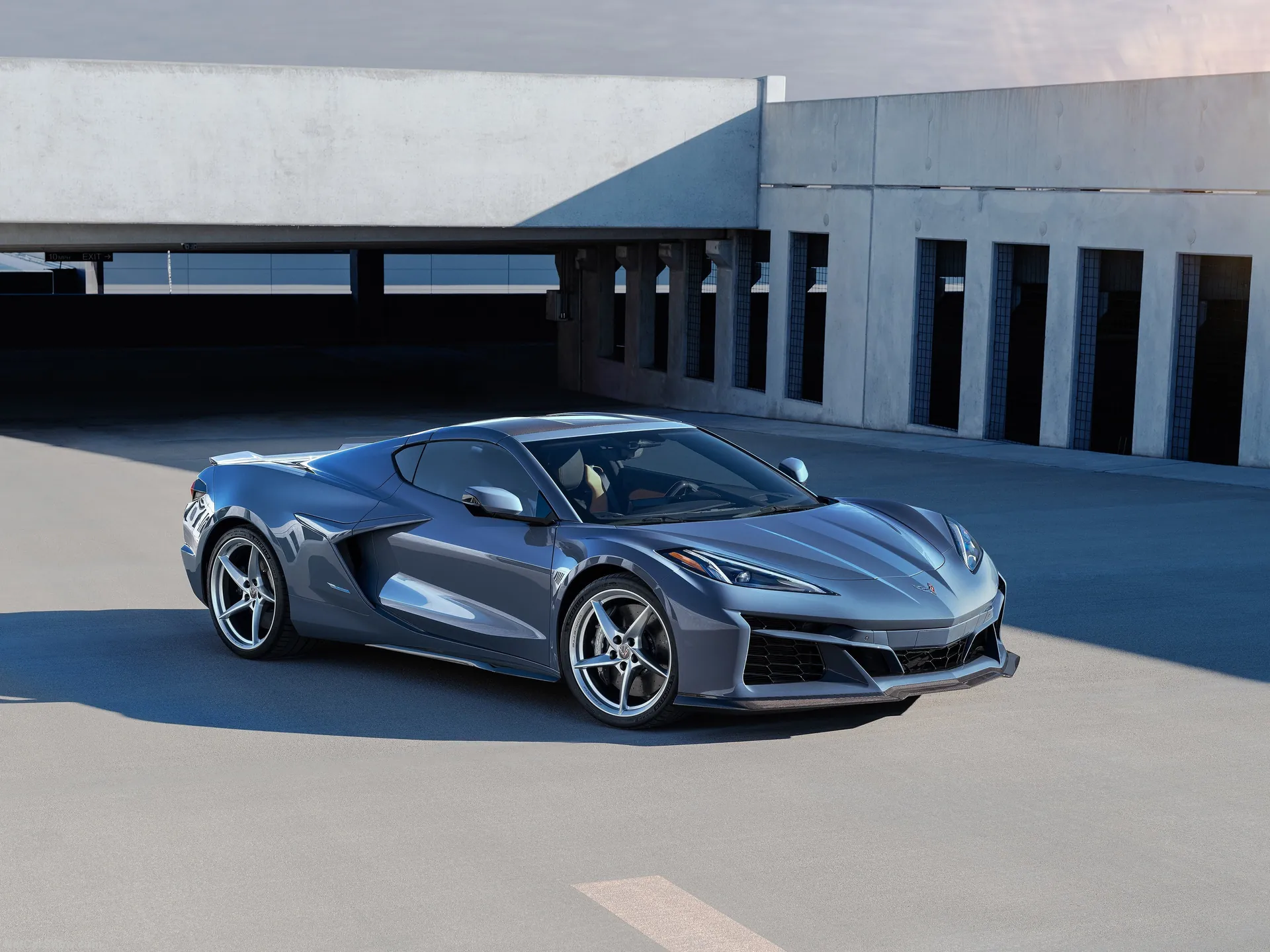Chevrolet Corvette E-Ray (2024)