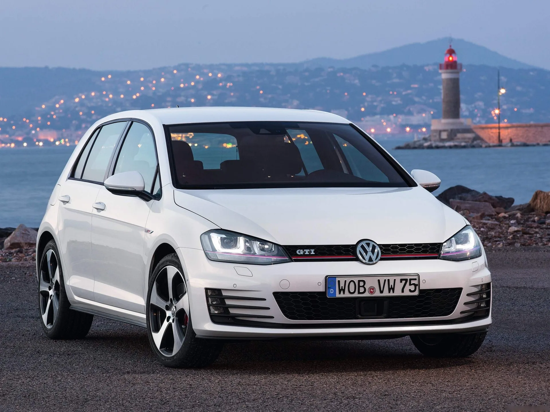 Volkswagen Golf GTI (2014)