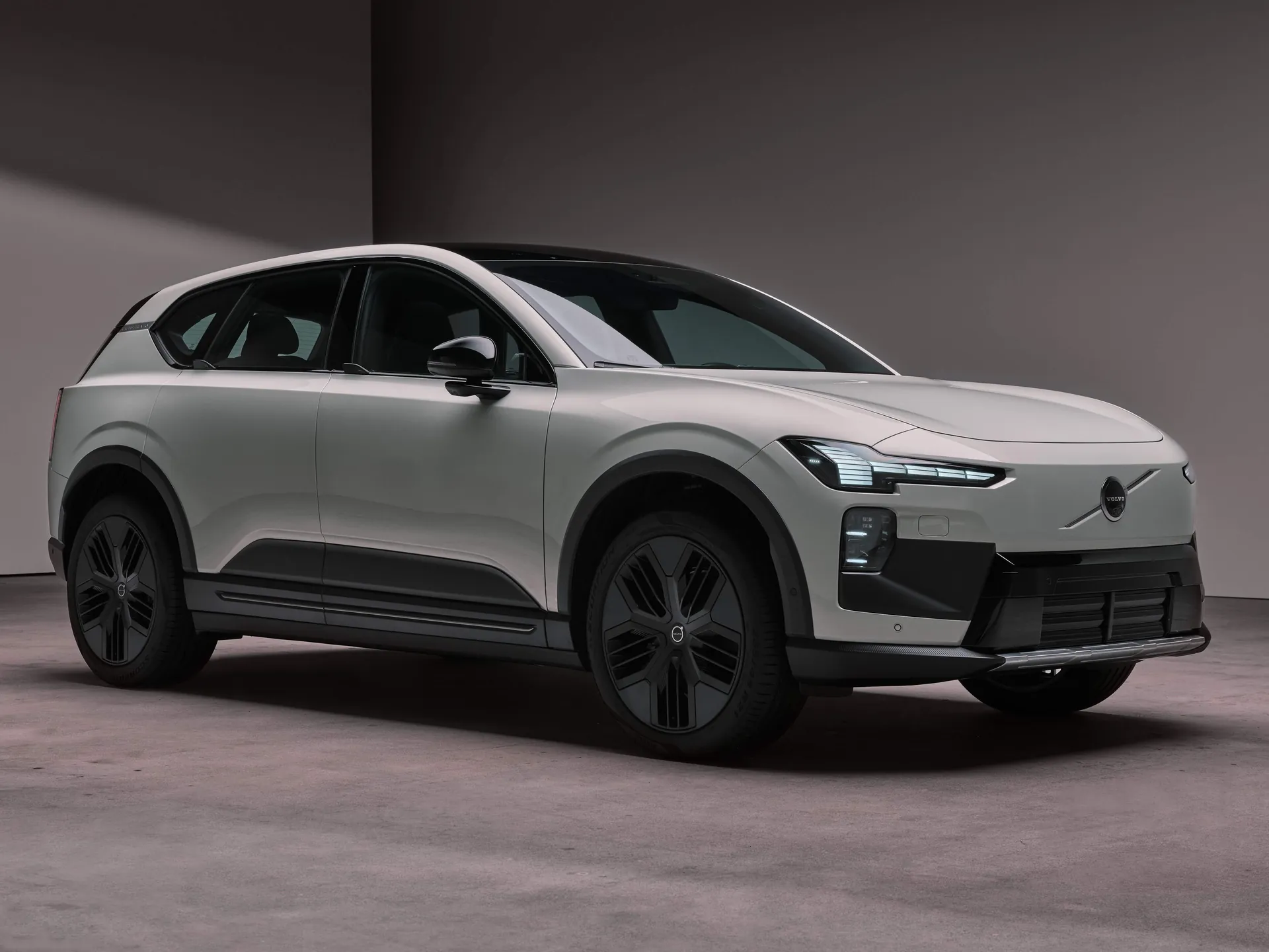 Volvo EX60 Cross Country (2027)