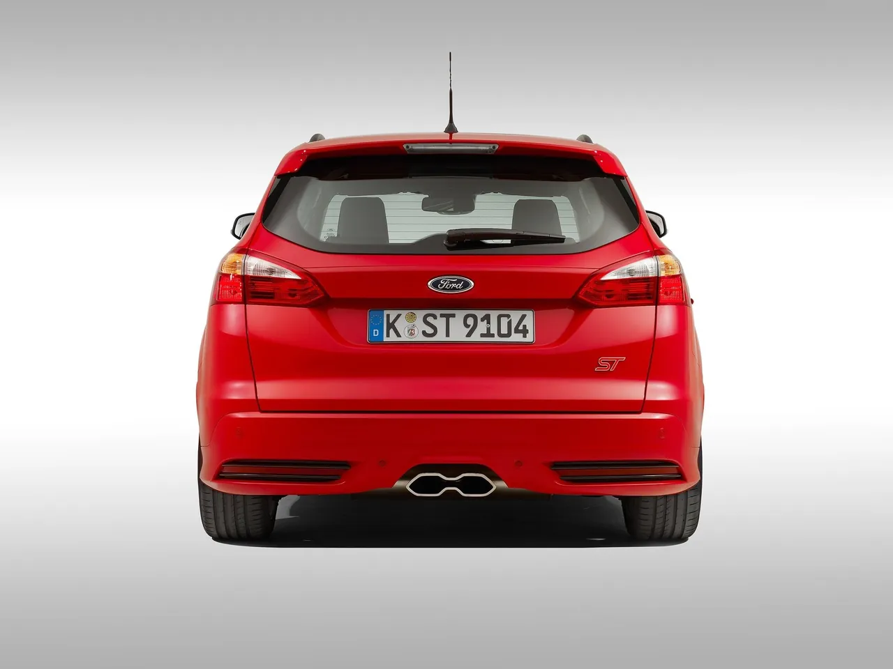 Ford Focus ST (2013) – zezadu