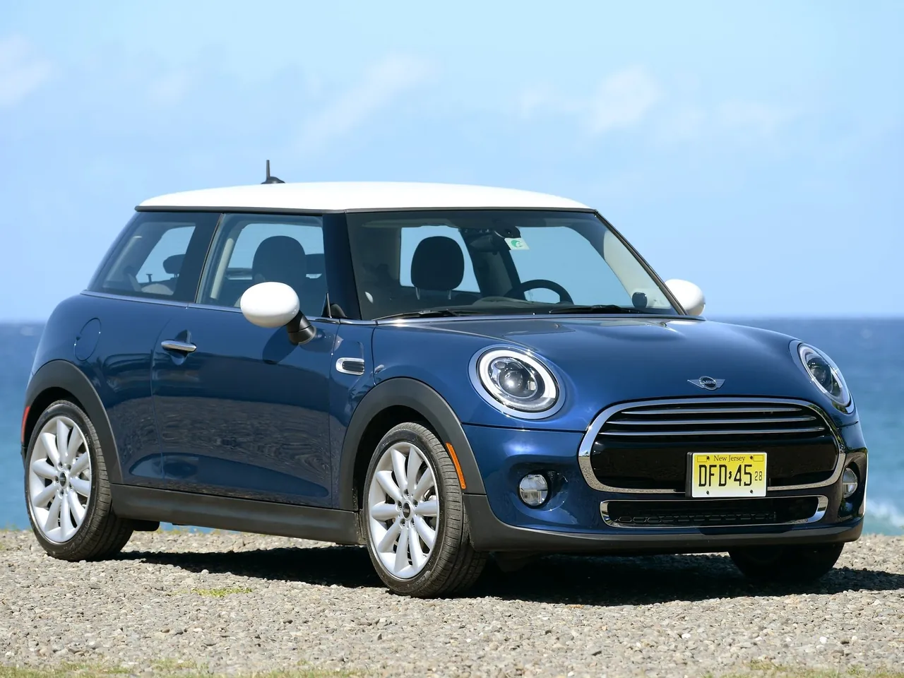 Mini Cooper (2015)