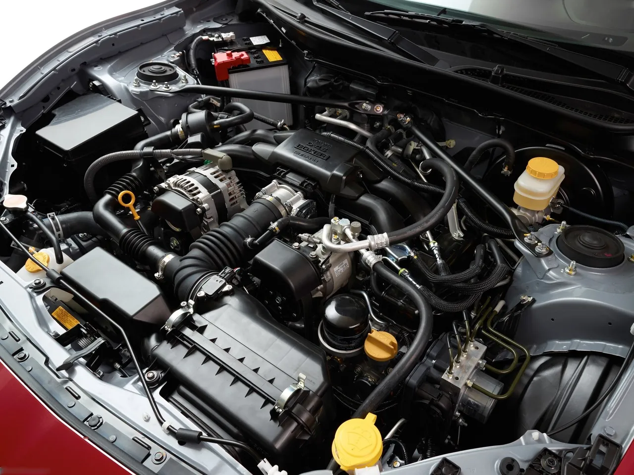 Scion FR-S (2013) – motorový prostor
