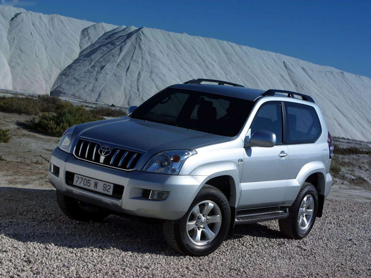 Toyota Land Cruiser 3d (2003)