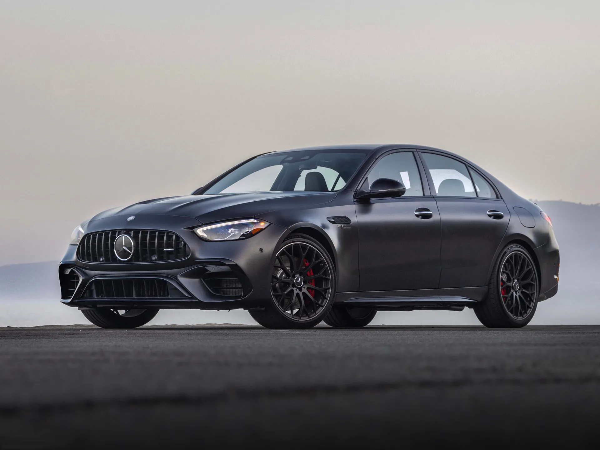 Mercedes-Benz C63 S AMG E Performance [US] (2024)