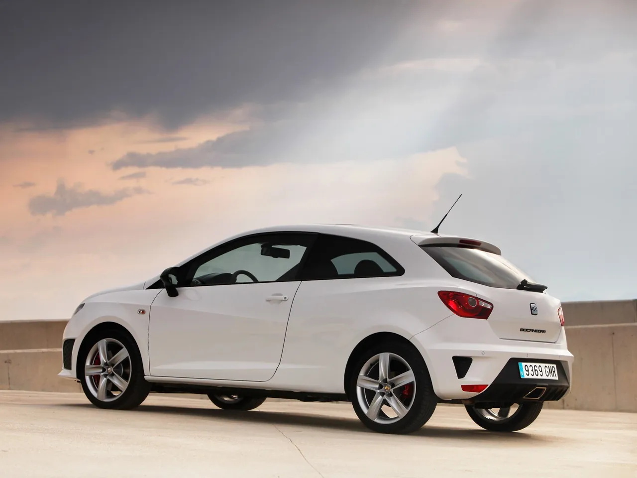 Seat Ibiza Bocanegra (2010) – zadní tříčtvrteční pohled