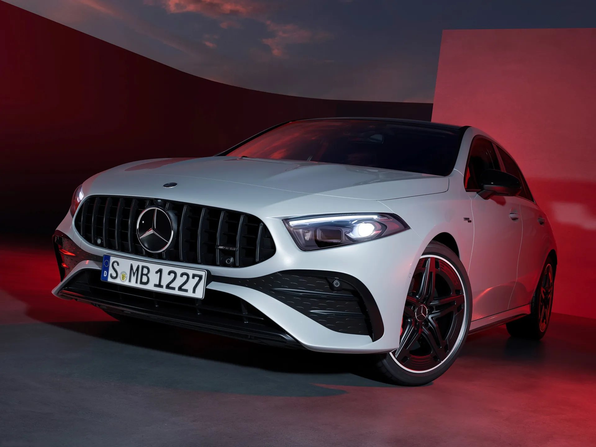 Mercedes-Benz A35 AMG 4Matic (2023)