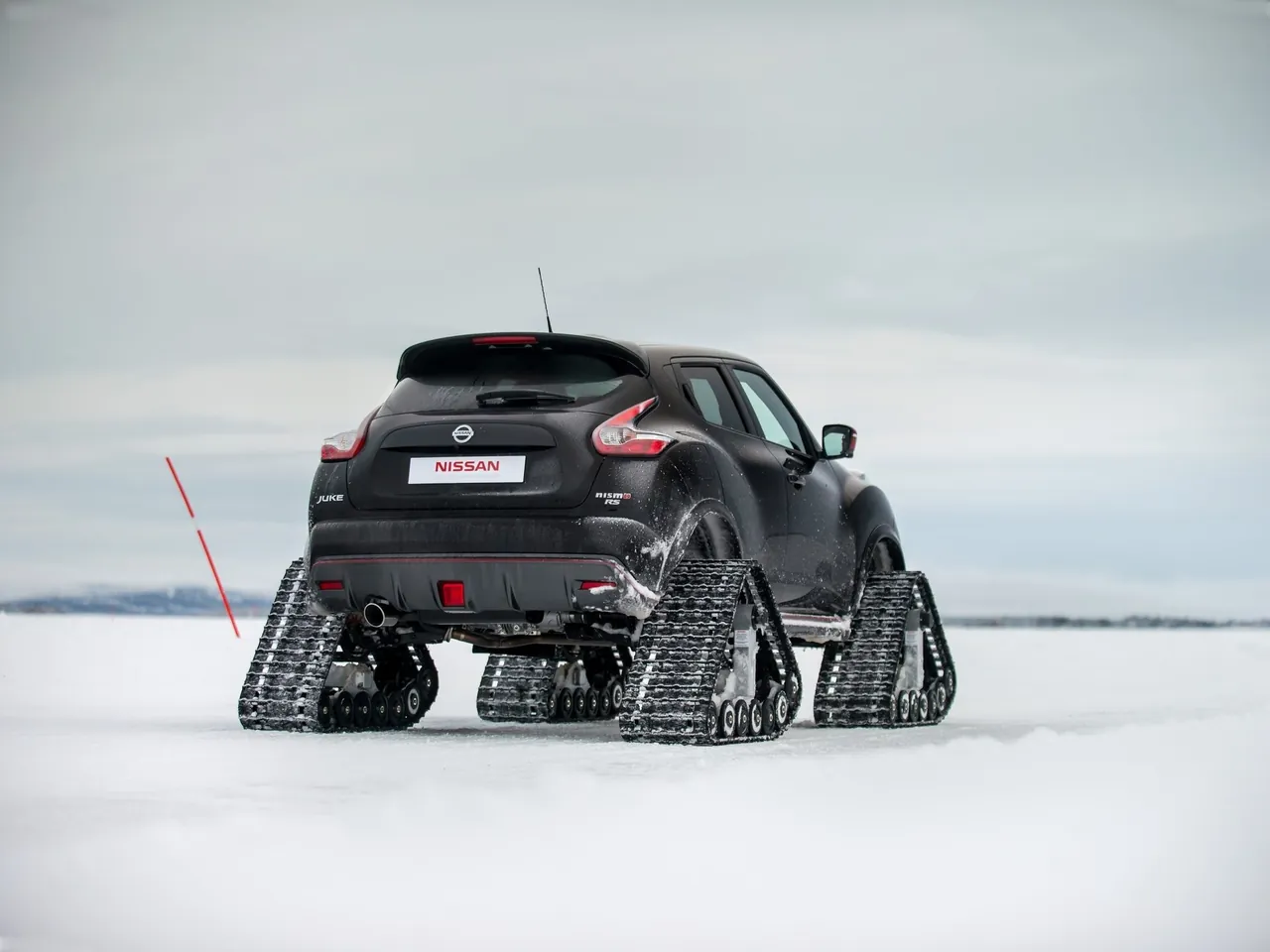 Nissan Juke Nismo RSnow Concept (2015) - Rear Three-Quarter
