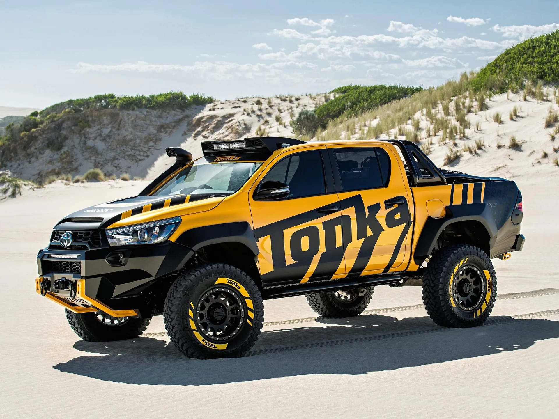 Toyota HiLux Tonka Concept (2017)