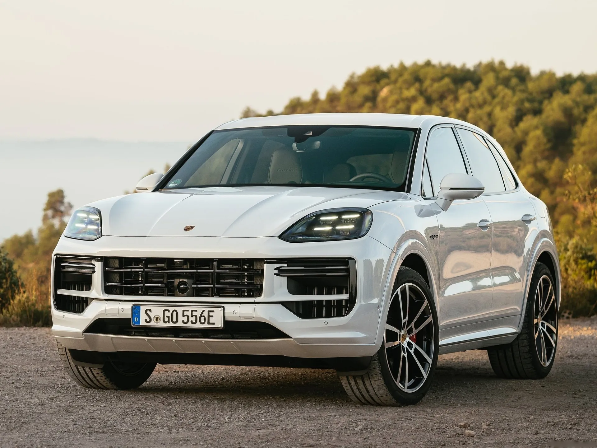 Porsche Cayenne Turbo E-Hybrid (2024)