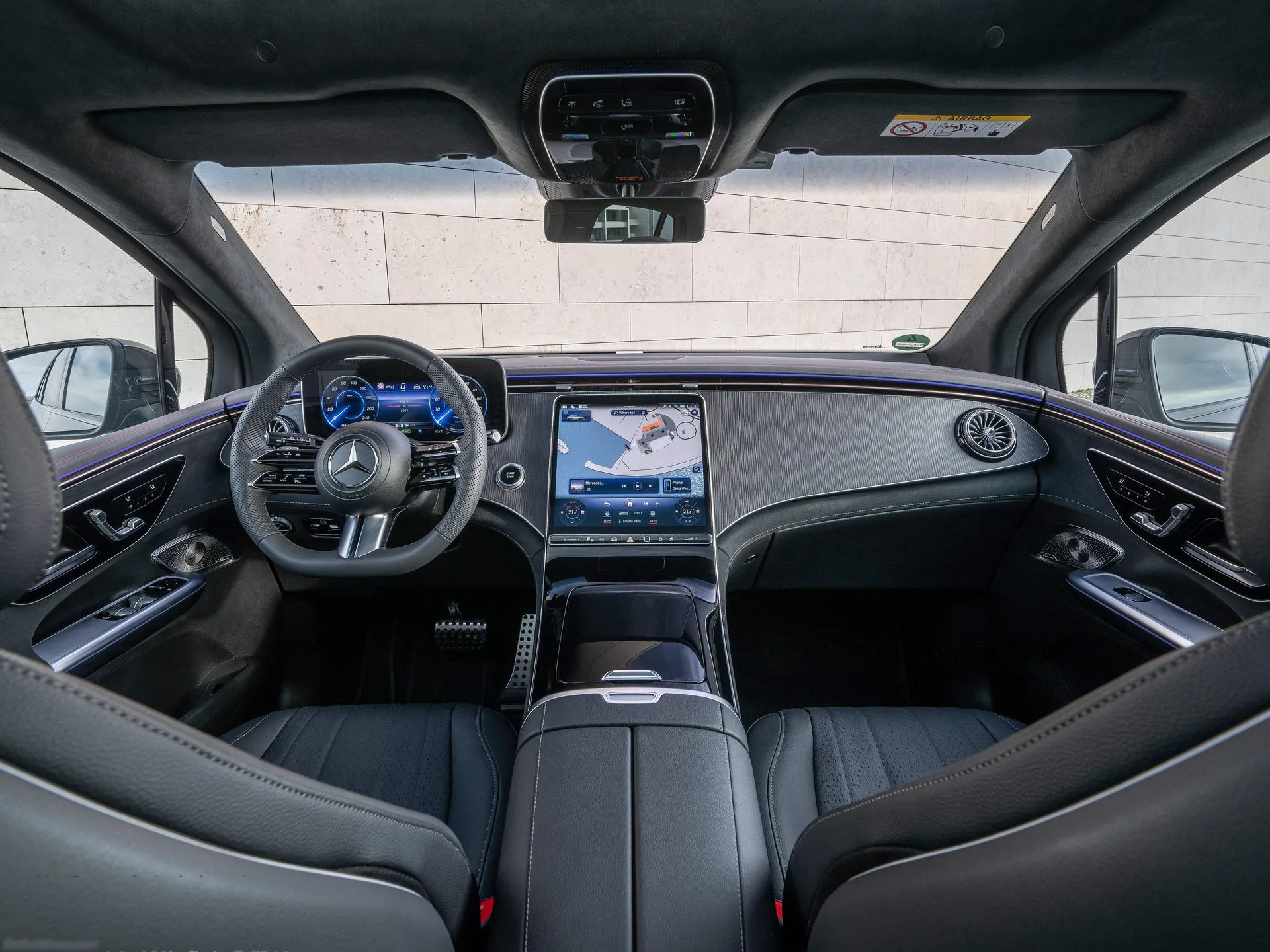 Mercedes-Benz EQE SUV (2024) - Interior