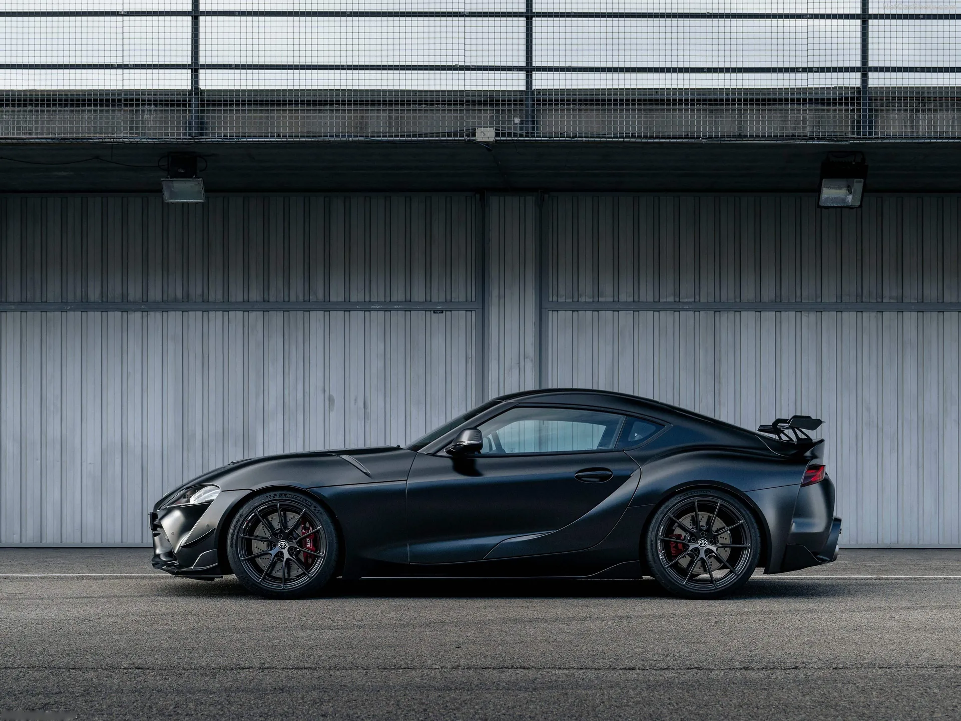 Toyota GR Supra A90 Final Edition [EU] (2026) – boční profil