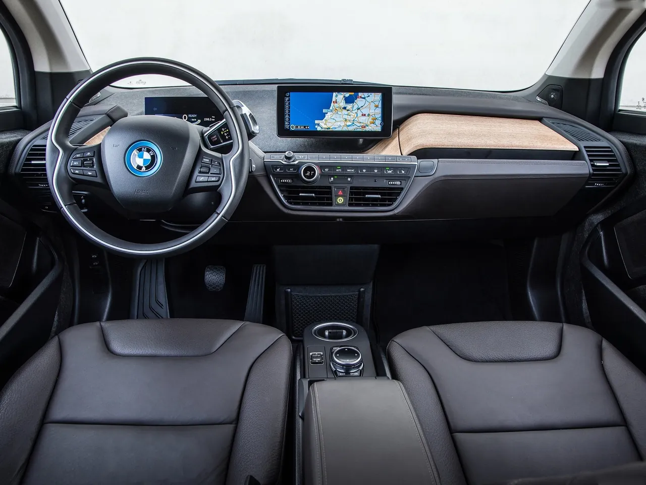 BMW i3 (2014) – interiér