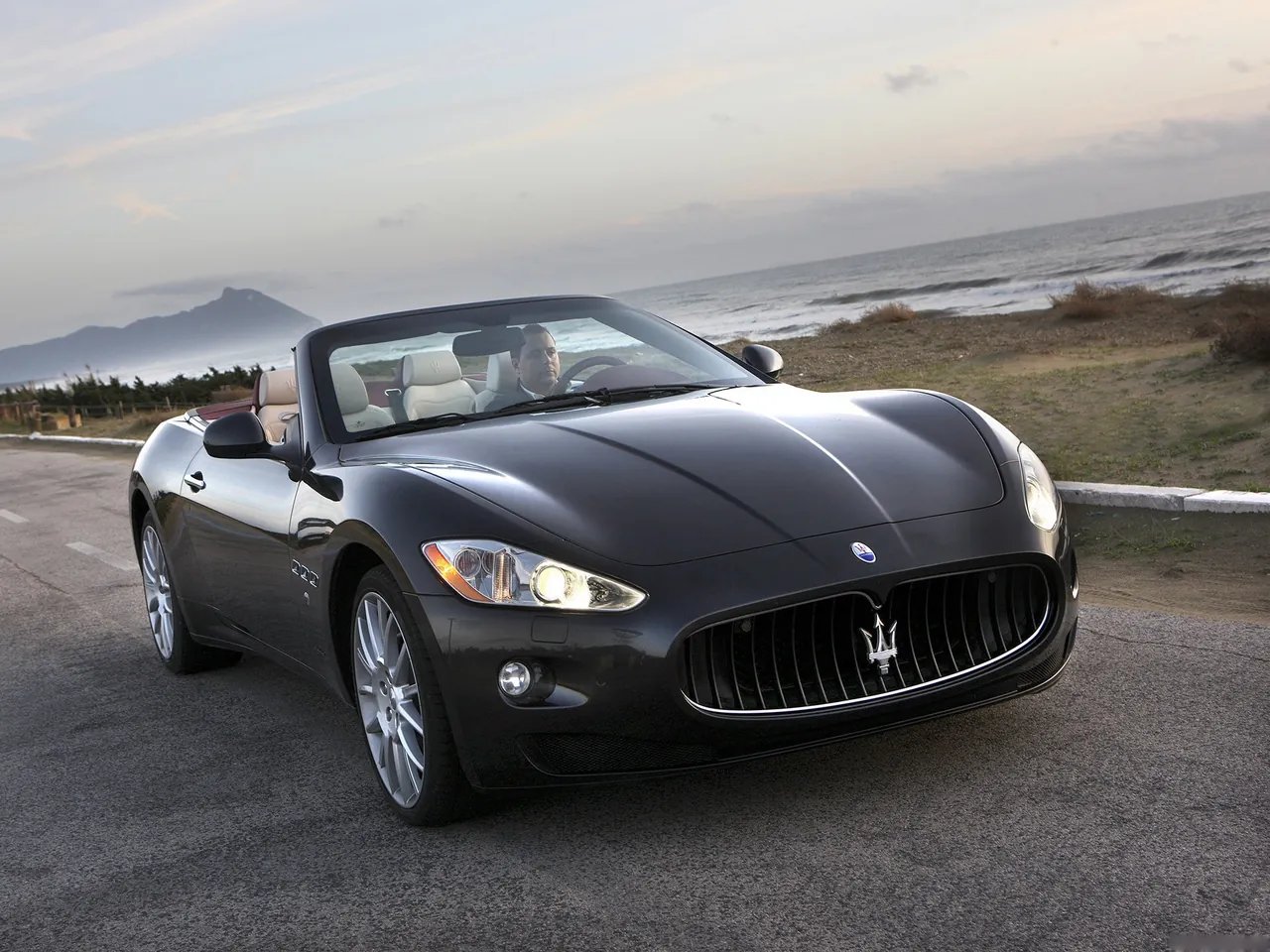 Maserati GranCabrio (2011)