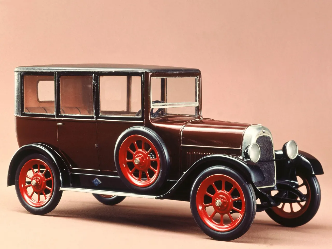 Fiat 501 Saloon (1919)