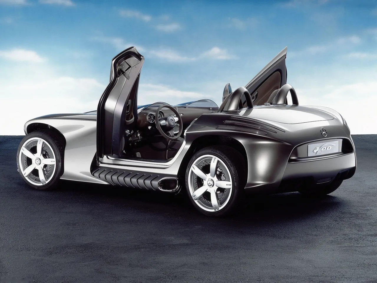 Mercedes-Benz F 400 Carving Concept (2001) - Rear Three-Quarter