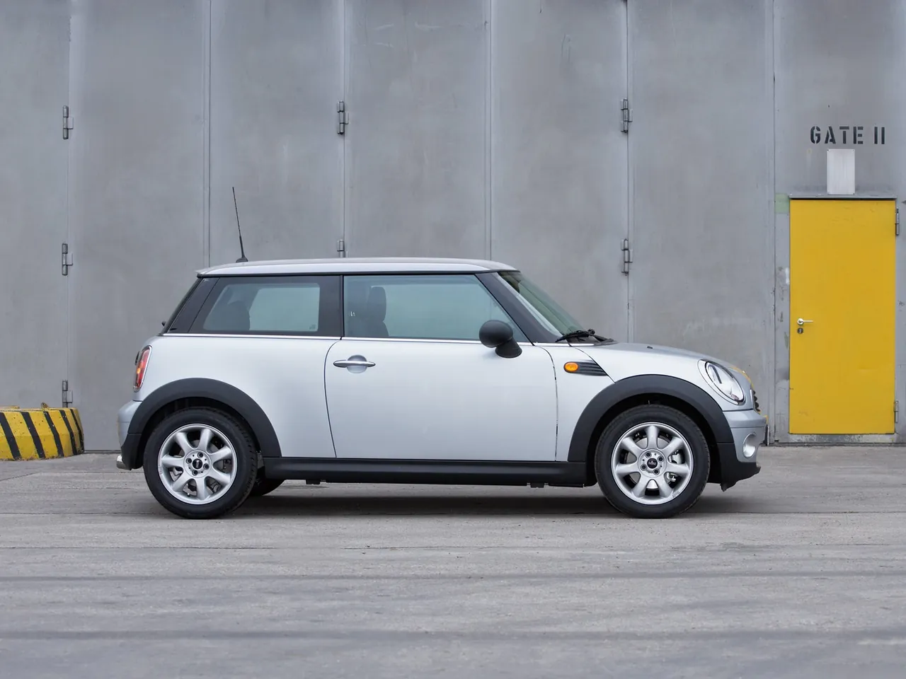 Mini One (2008) – boční profil