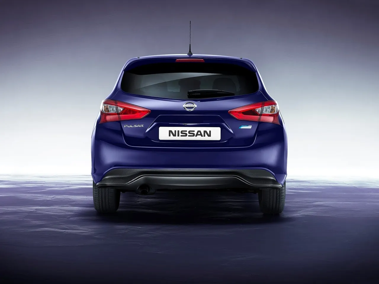 Nissan Pulsar (2015) – zezadu