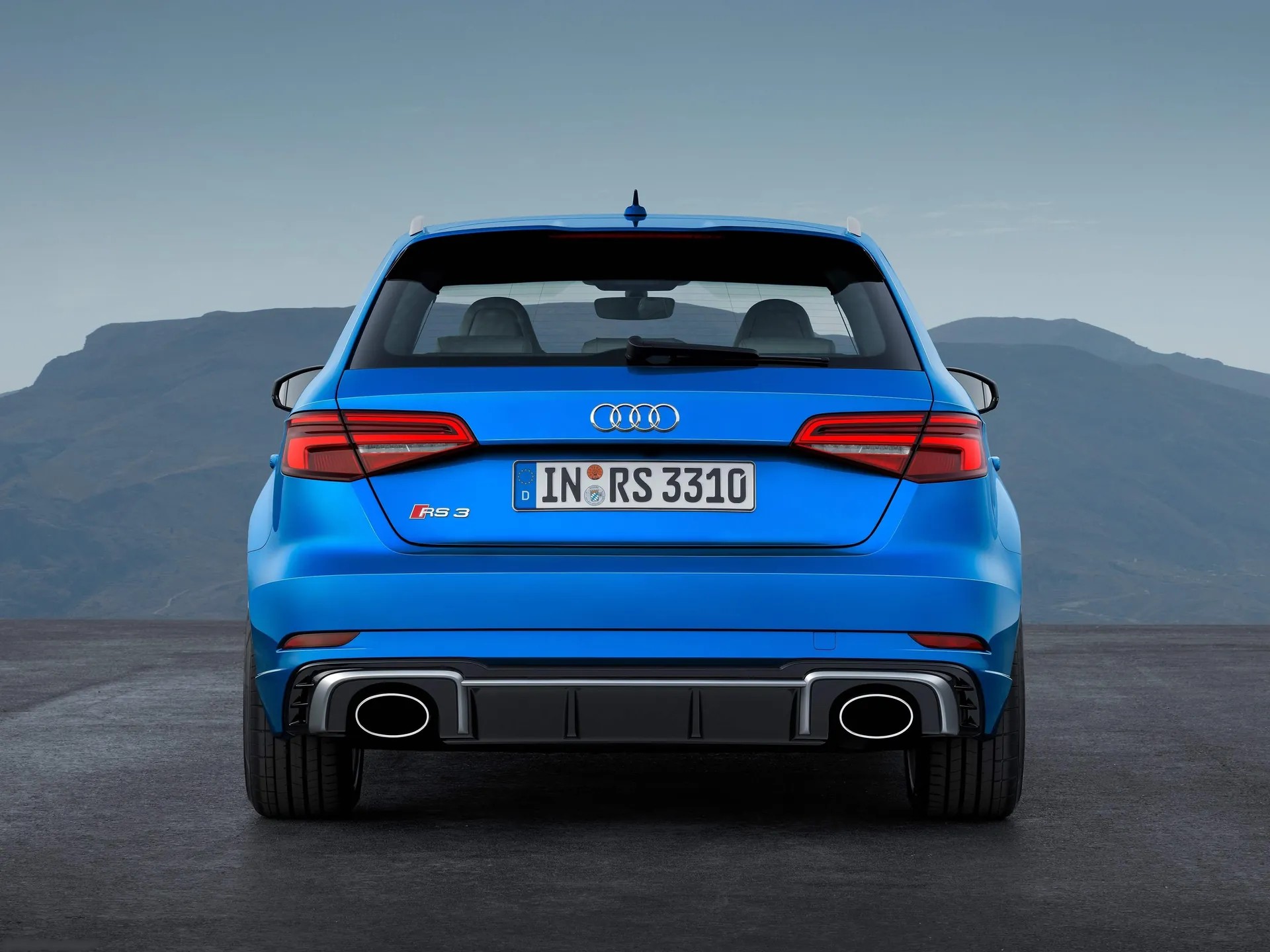 Audi RS3 Sportback (2018) – zezadu