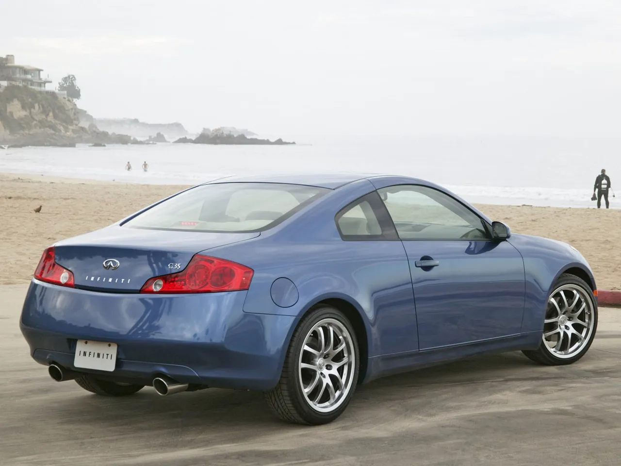 Infiniti G35 Sport Coupe (2005) – zadní tříčtvrteční pohled