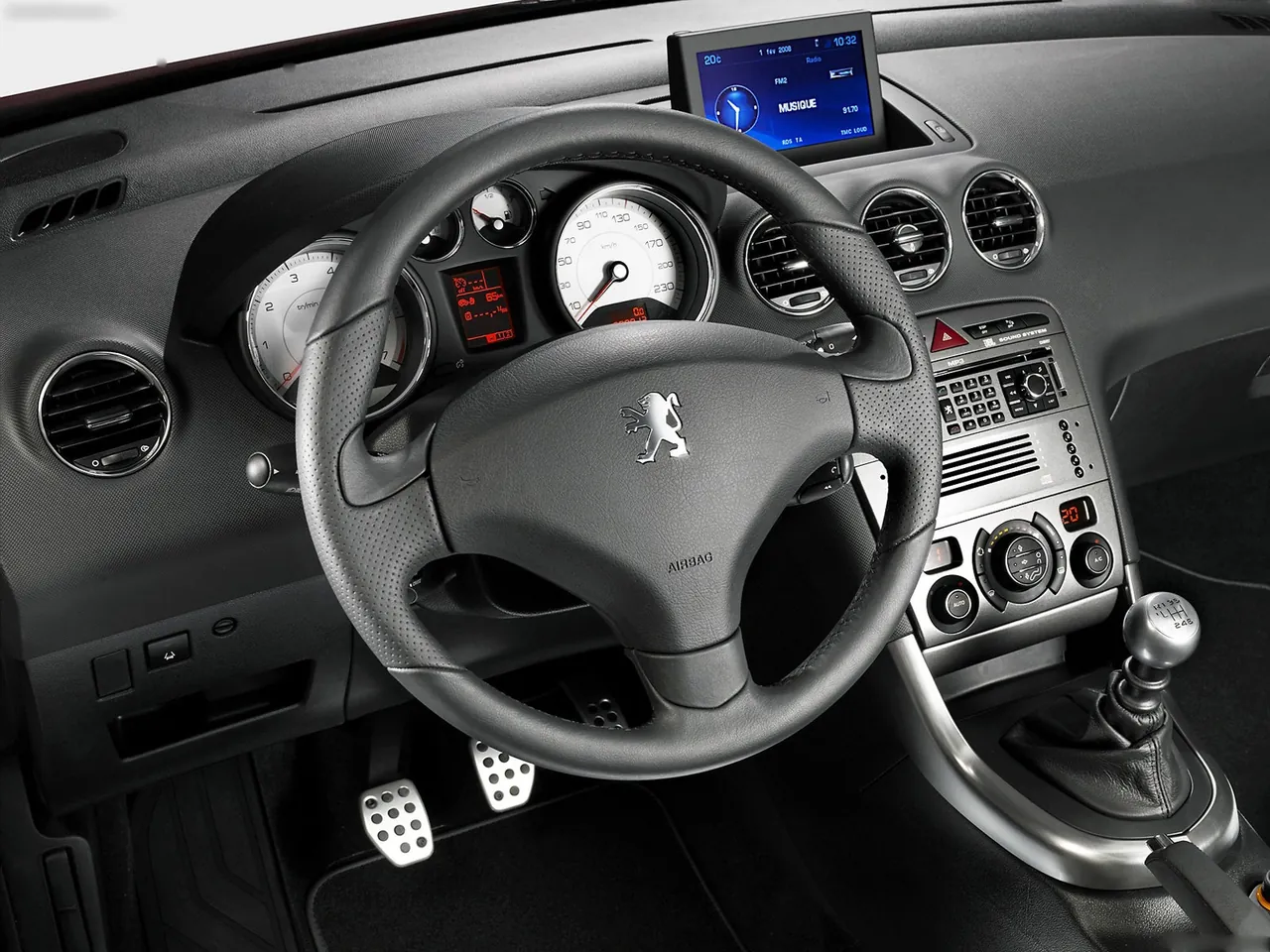 Peugeot 308 GT THP 175 (2009) – interiér