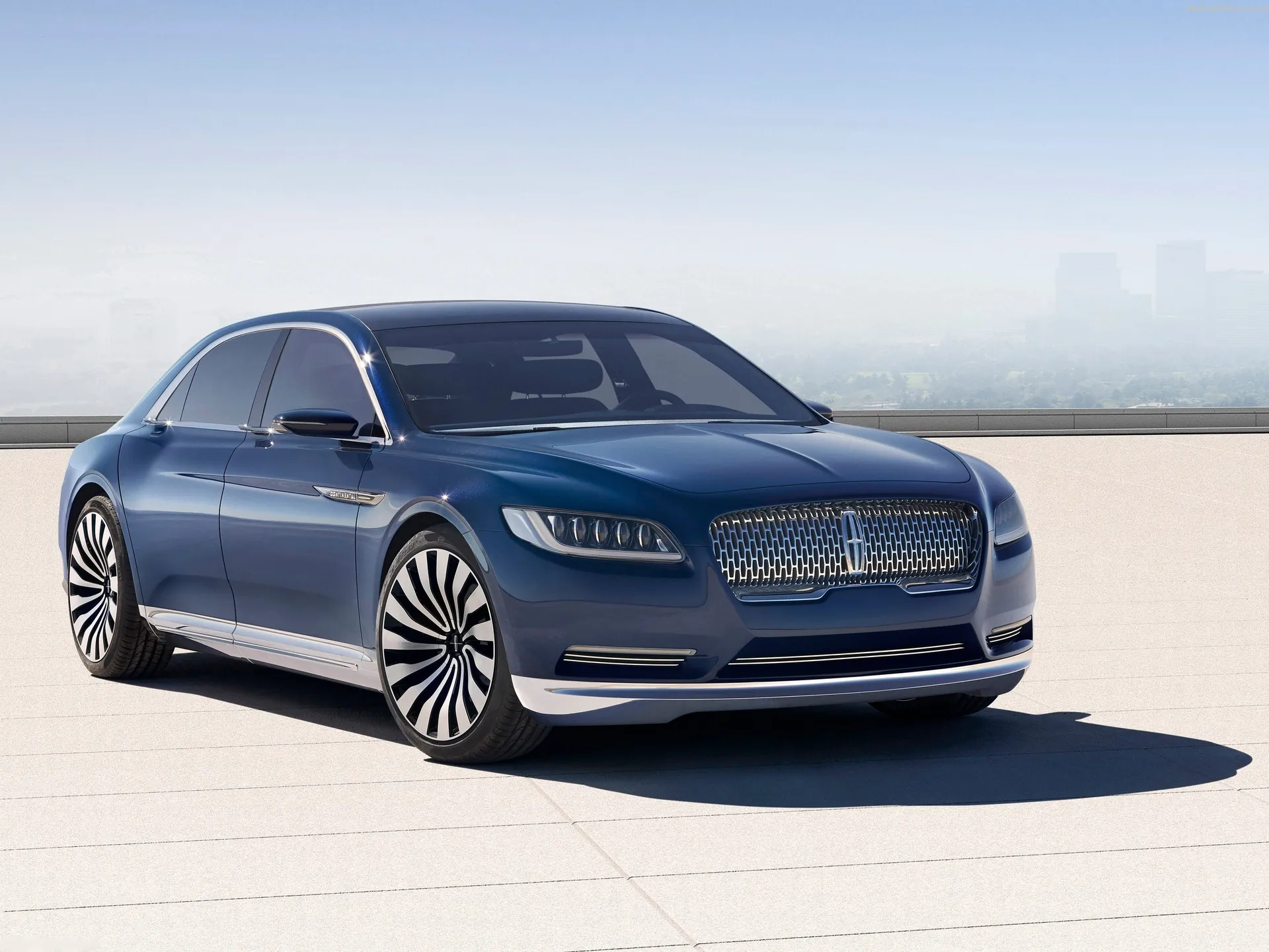 Lincoln Continental Concept (2015)