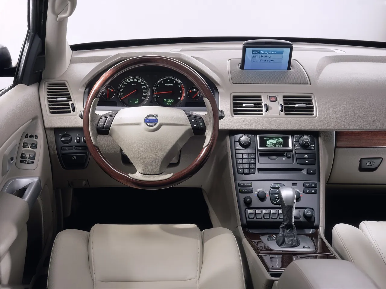Volvo XC90 (2002) – interiér