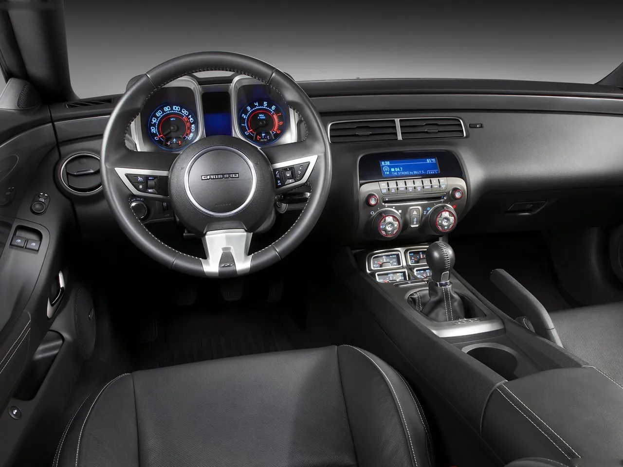 Chevrolet Camaro SS (2010) – interiér