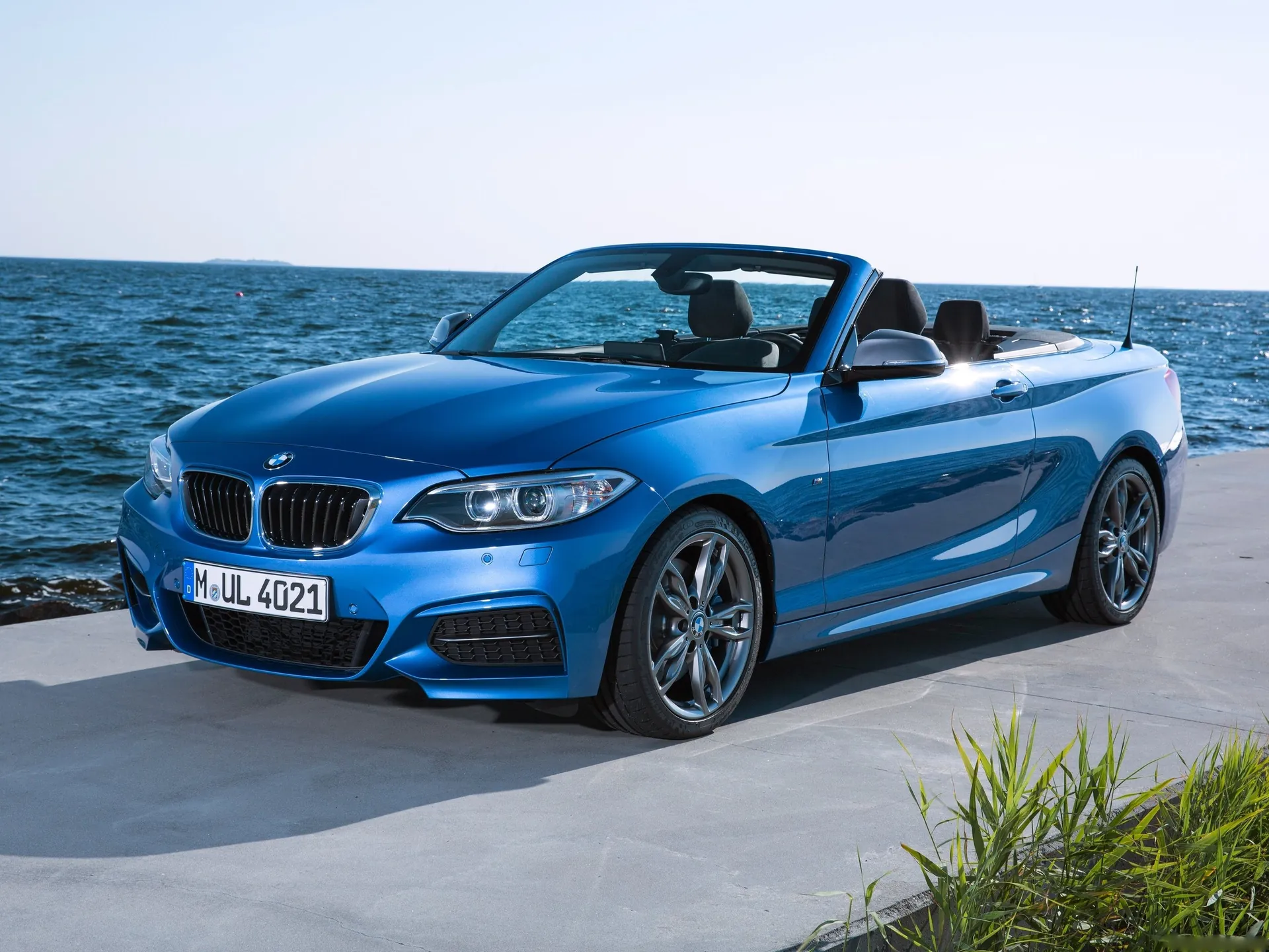 BMW M235i Convertible (2015)