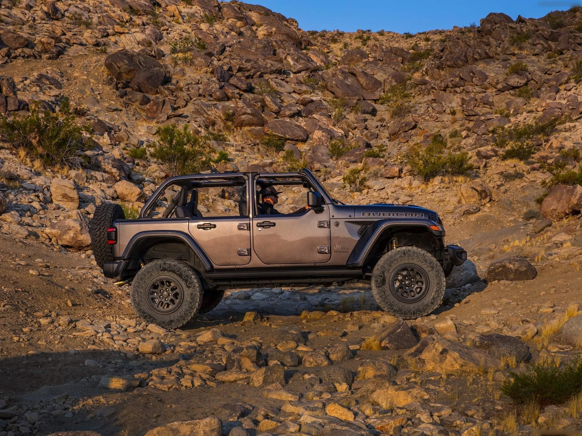 Jeep Wrangler Rubicon 392 (2021) – boční profil